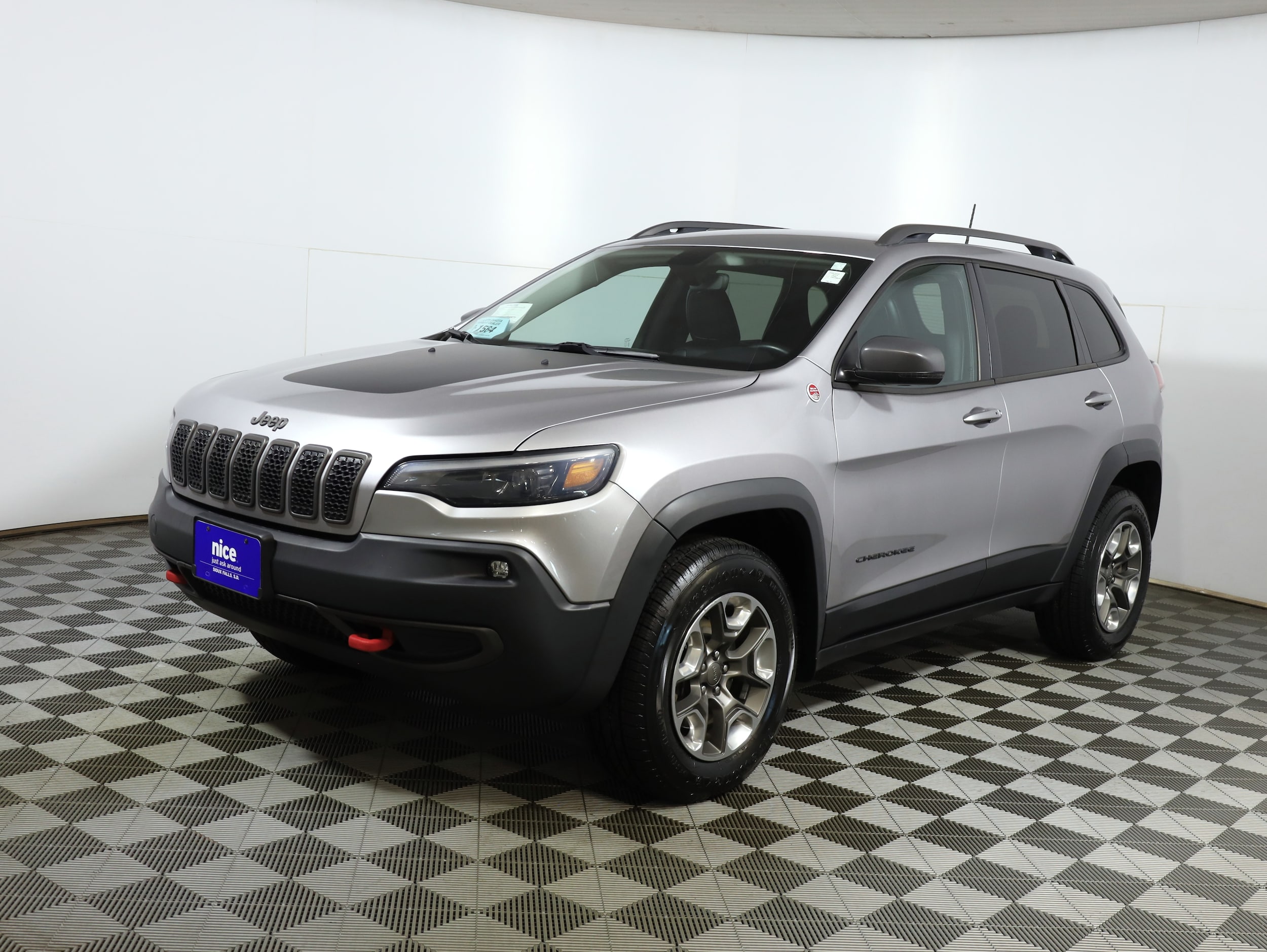 2019 Jeep Cherokee Trailhawk