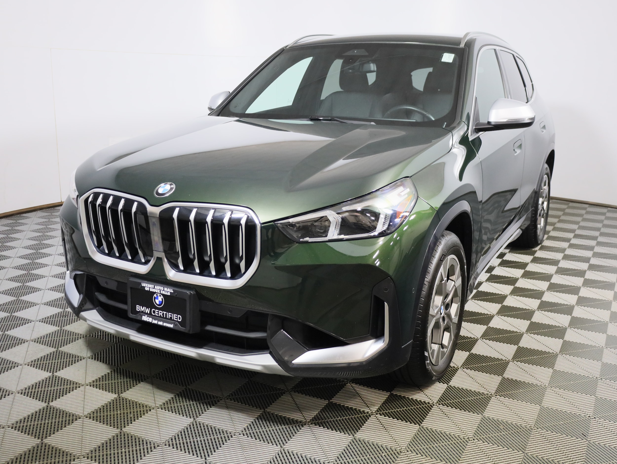 2023 BMW X1