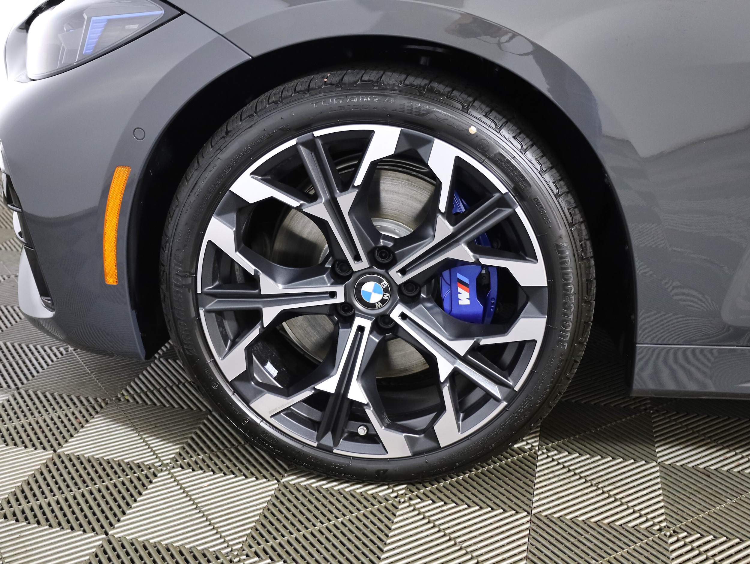 2026 BMW 4 Series 430i - Photo 23