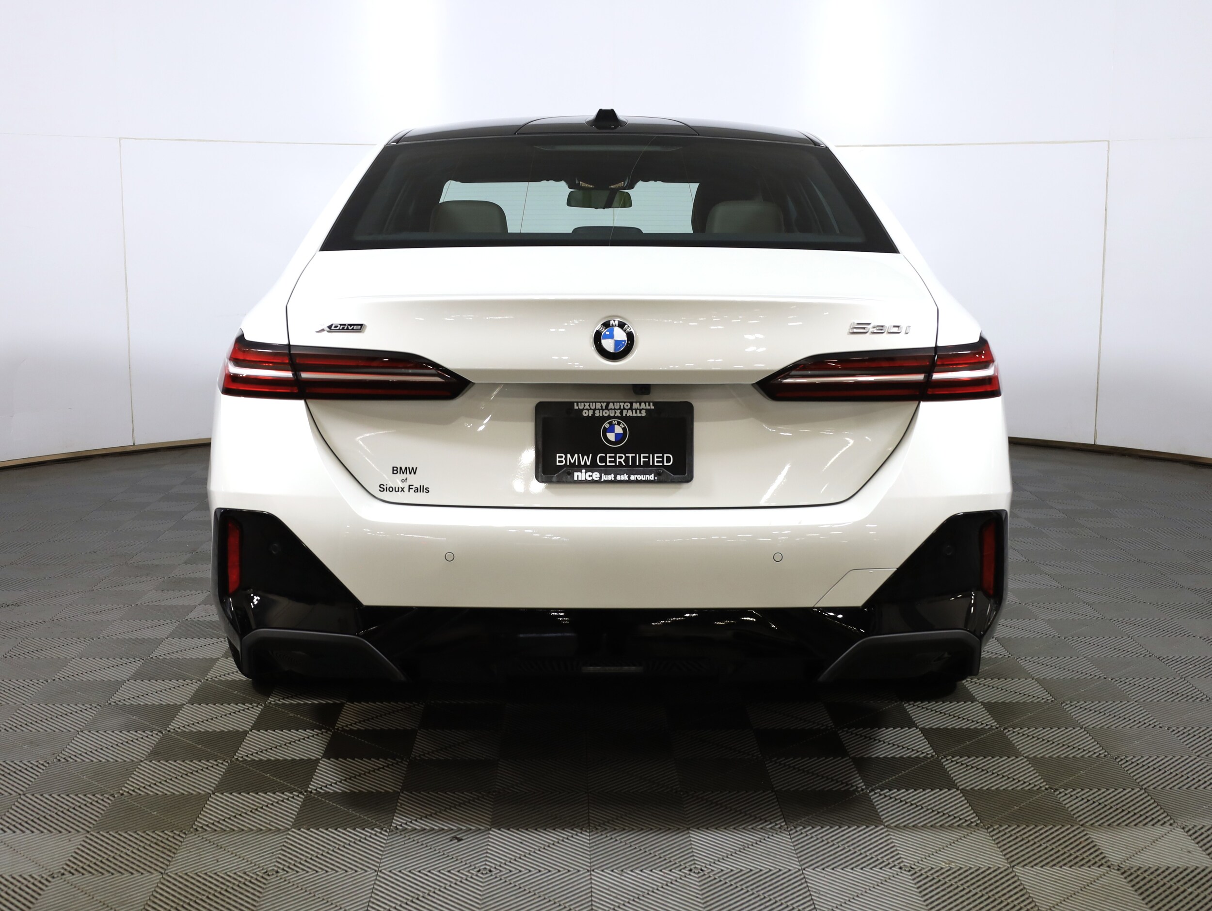 2025 Bmw 530i xDrive photo 3