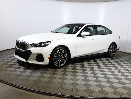 2025 BMW 5 Series 530i xDrive Sedan