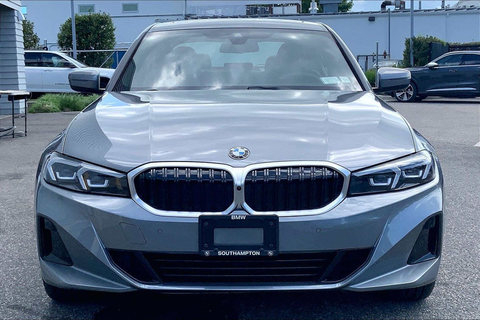 2026 BMW 3 Series 330i - Photo 8