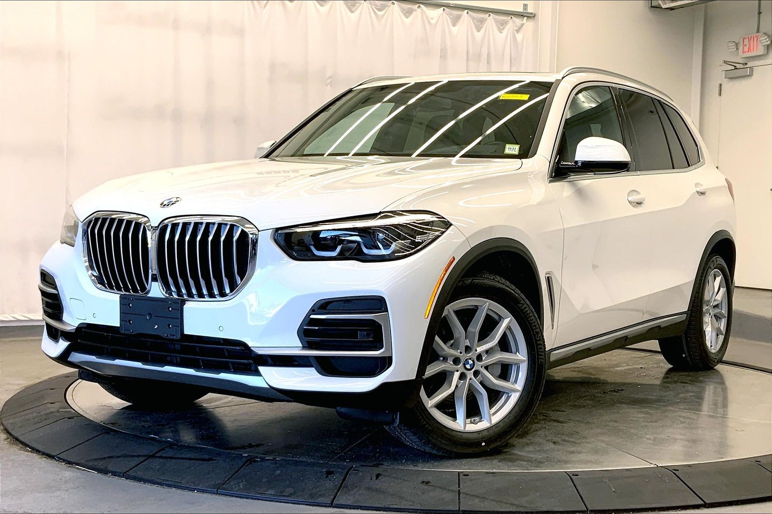 2023 BMW X5 SUV 