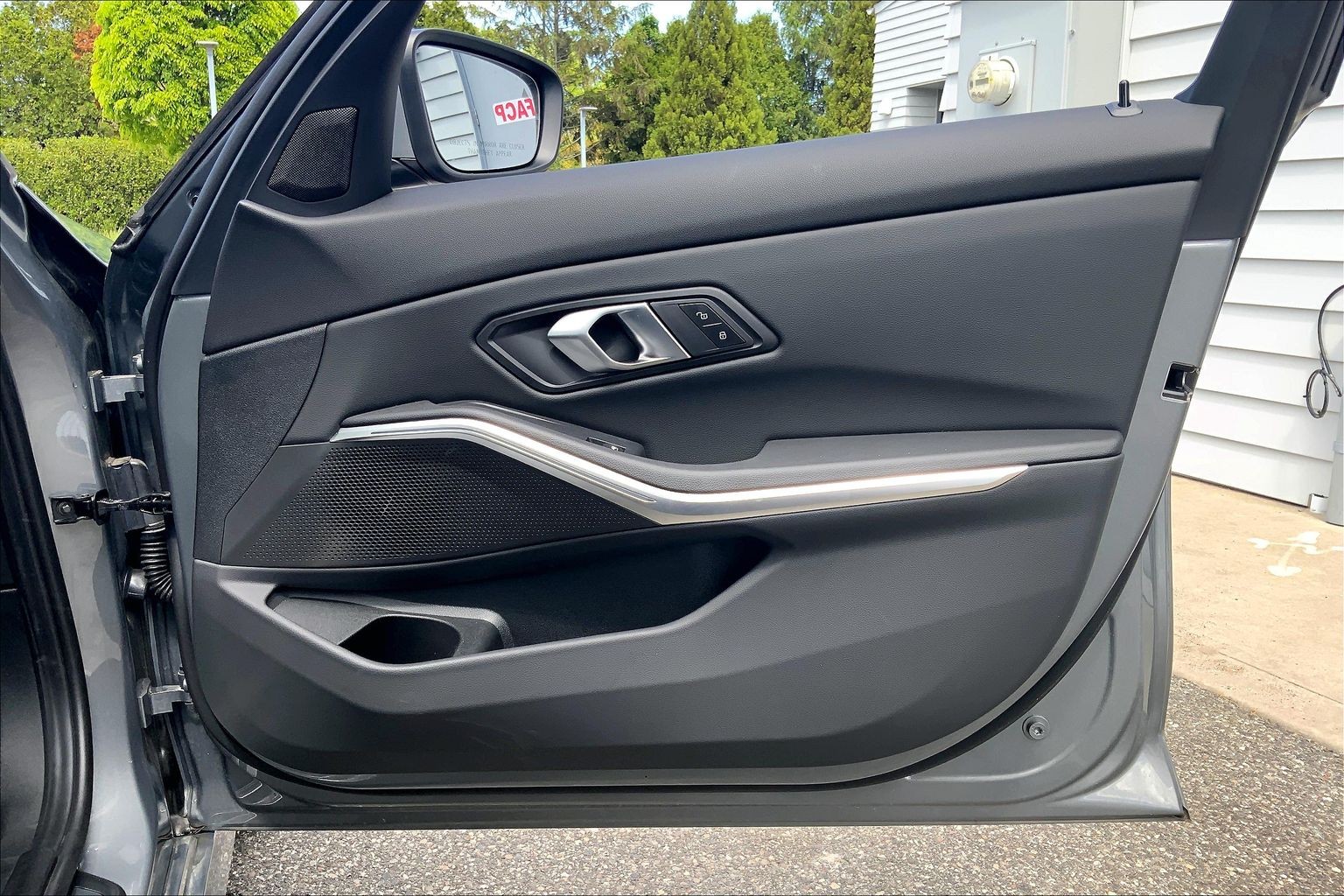 2026 BMW 3 Series 330i - Photo 27