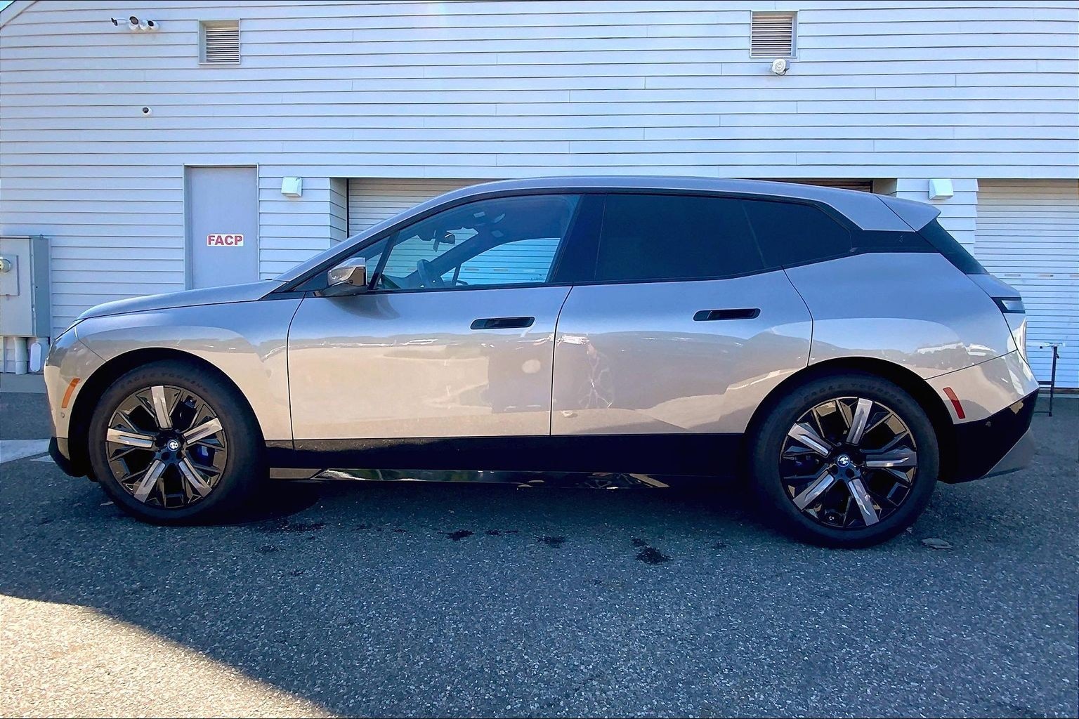 Certified 2023 BMW iX Base with VIN WB523CF07PCM72337 for sale in Southampton, NY