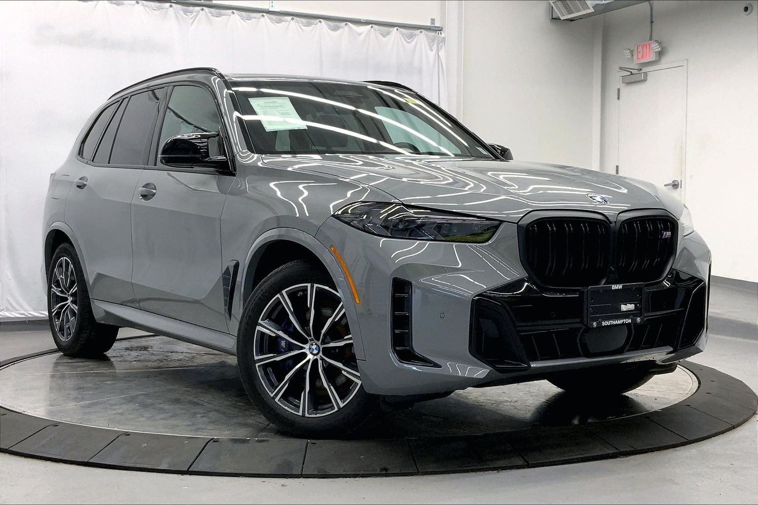 2024 BMW X5 SUV 