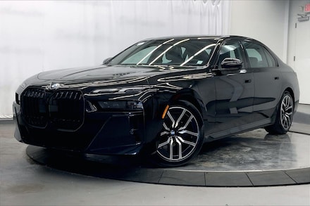 2025 BMW 760i xDrive Sedan