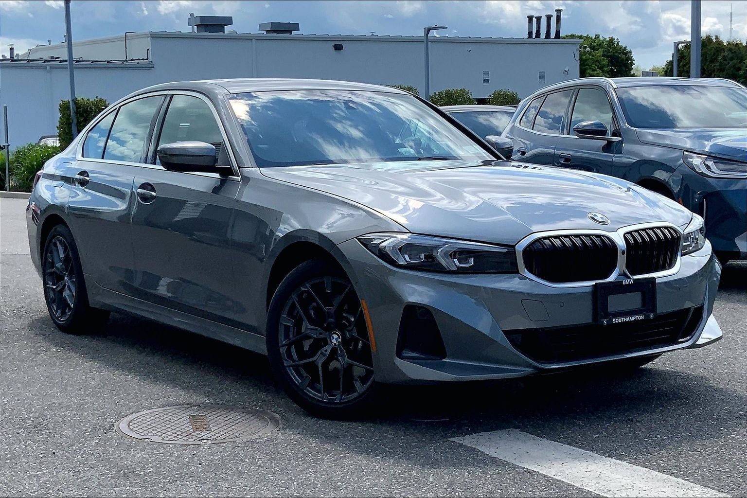 2026 BMW 3 Series 330i - Photo 7