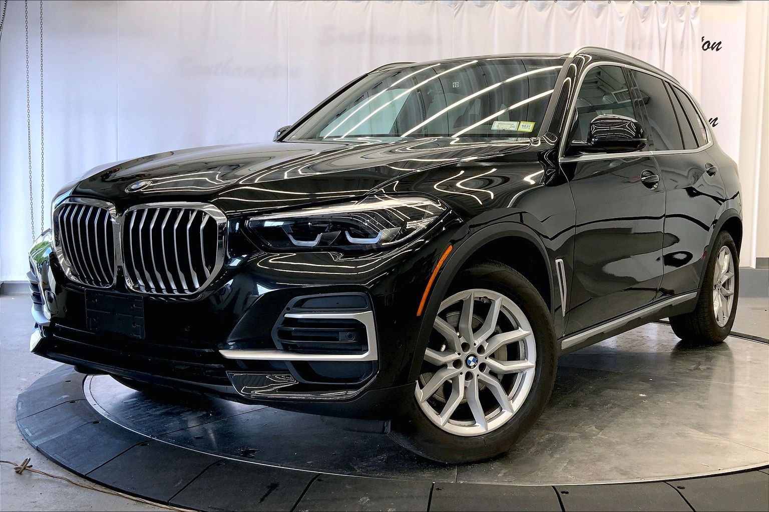 2023 BMW X5 SUV 