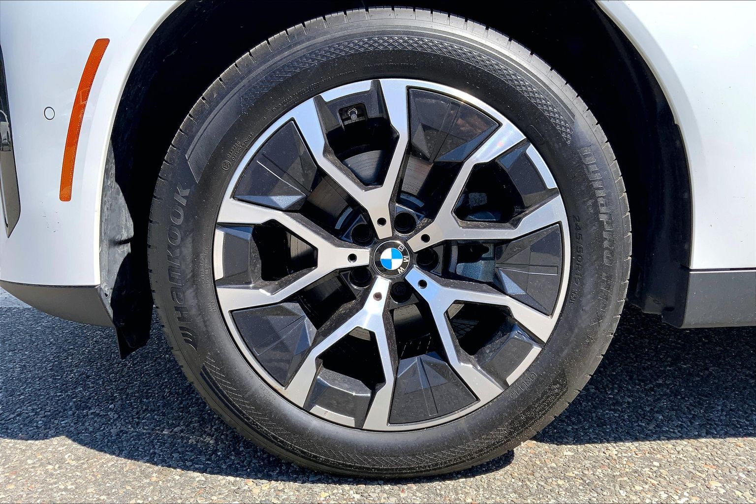 2026 BMW X3 30 - Photo 9