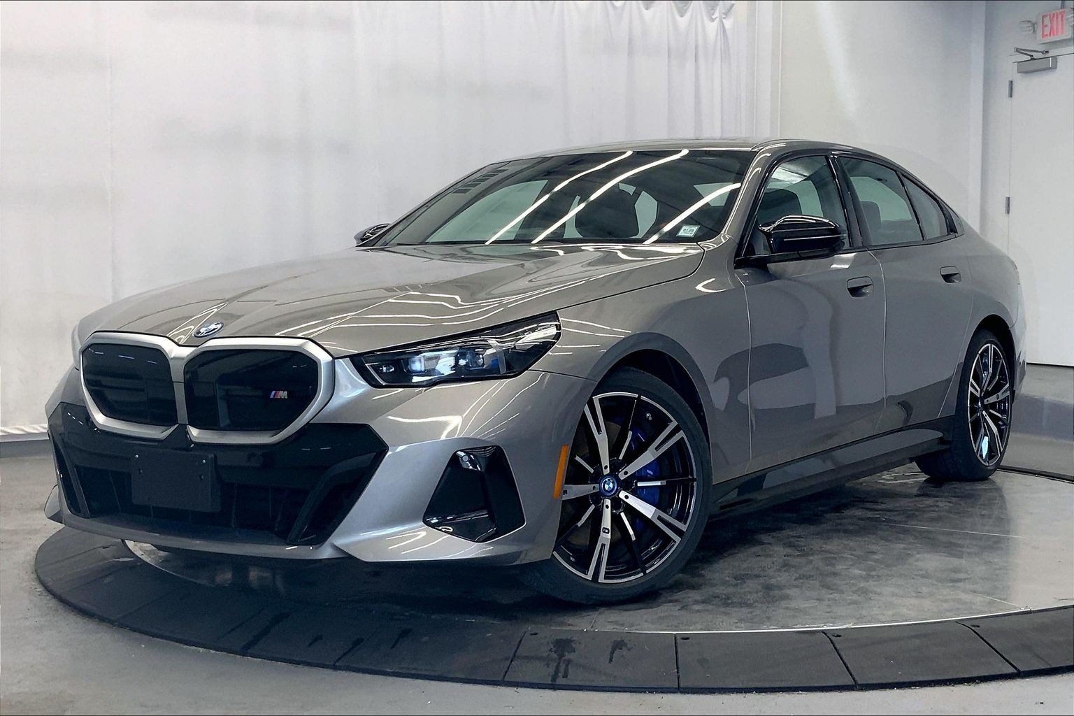 2024 BMW i5 M60 xDrive's photo