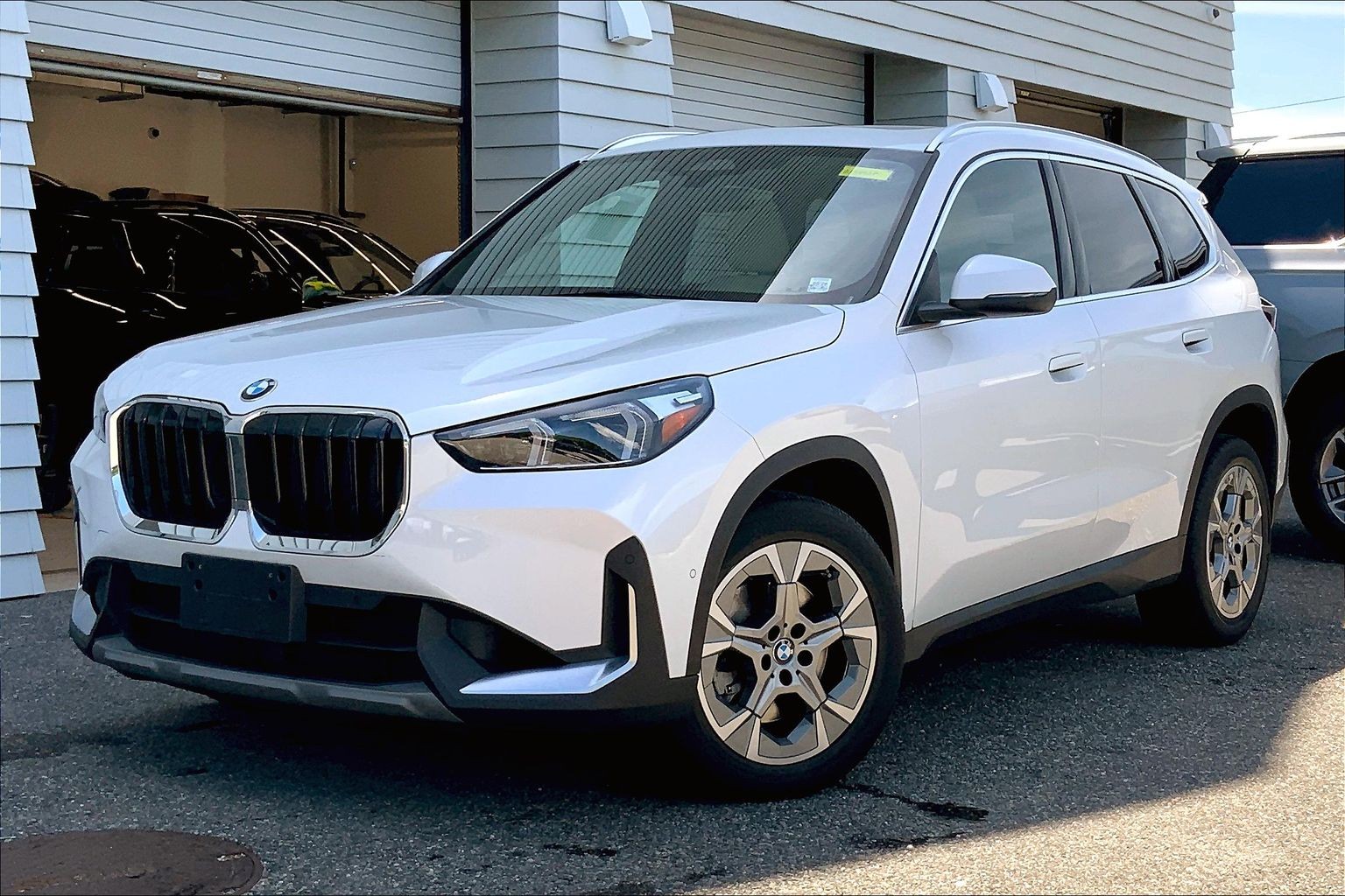 2023 BMW X1 xDrive28i's photo