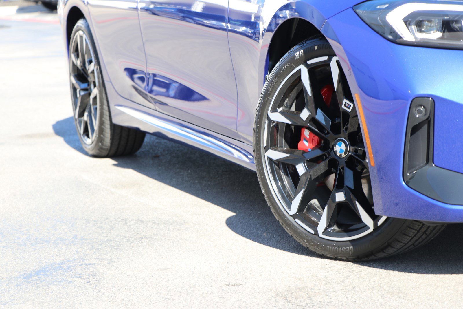 2025 Bmw 330i 3-Series photo 3