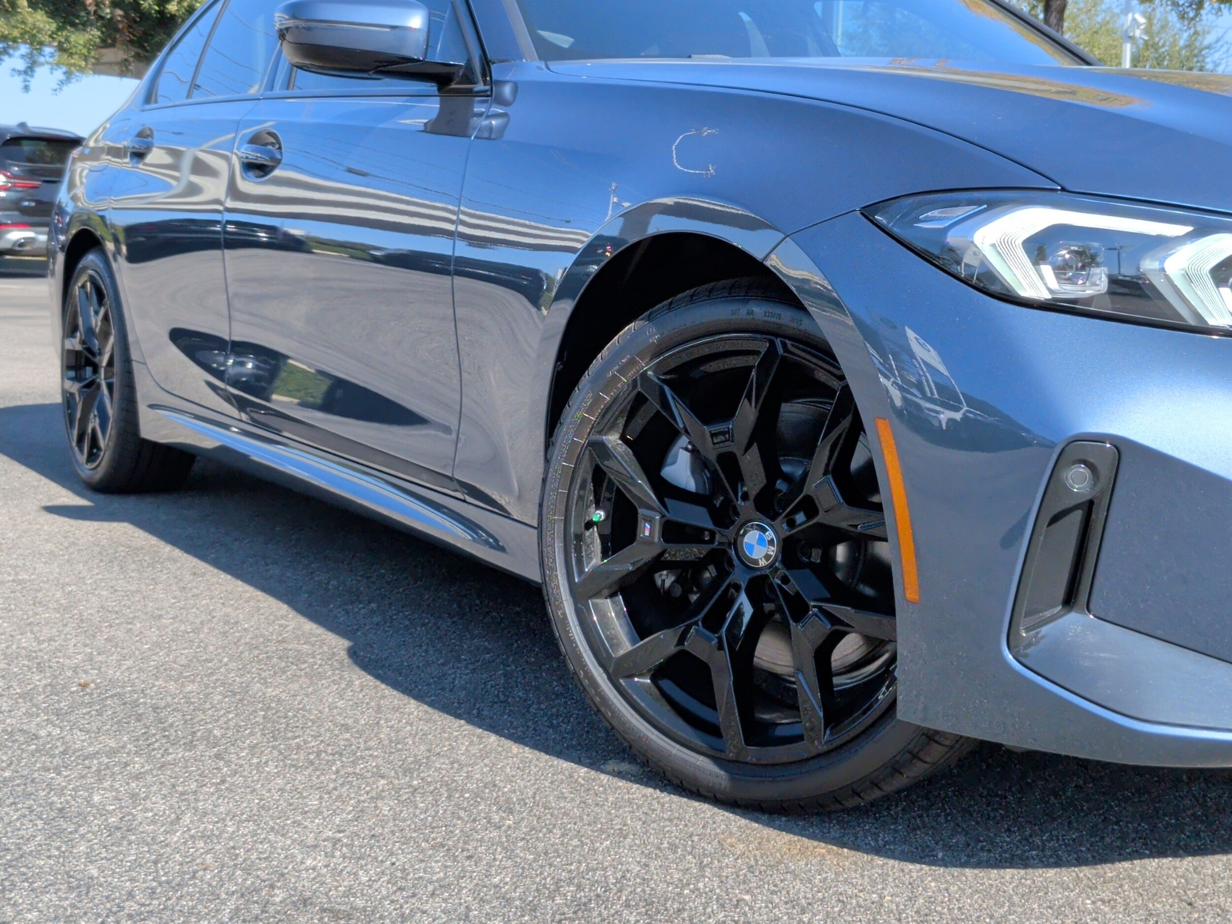 2026 Bmw 330i xDrive photo 3