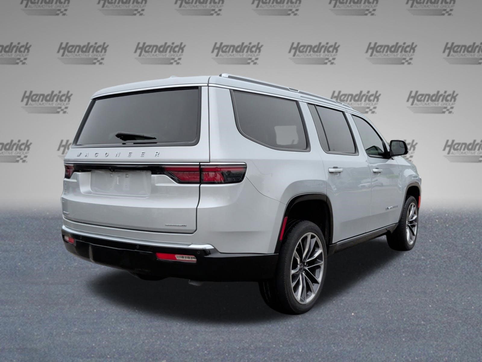 2022 Jeep Wagoneer Series III photo 6