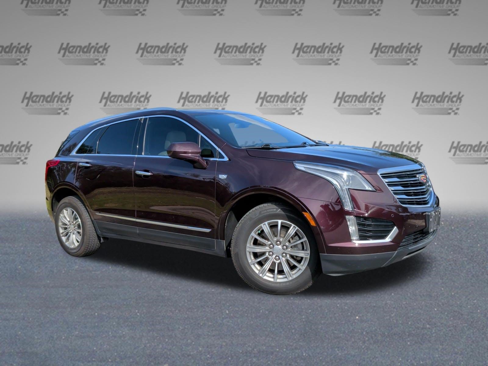 CADILLAC XT5 Luxury FWD