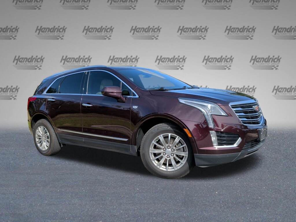 Used 2017 CADILLAC XT5 Luxury FWD SUV