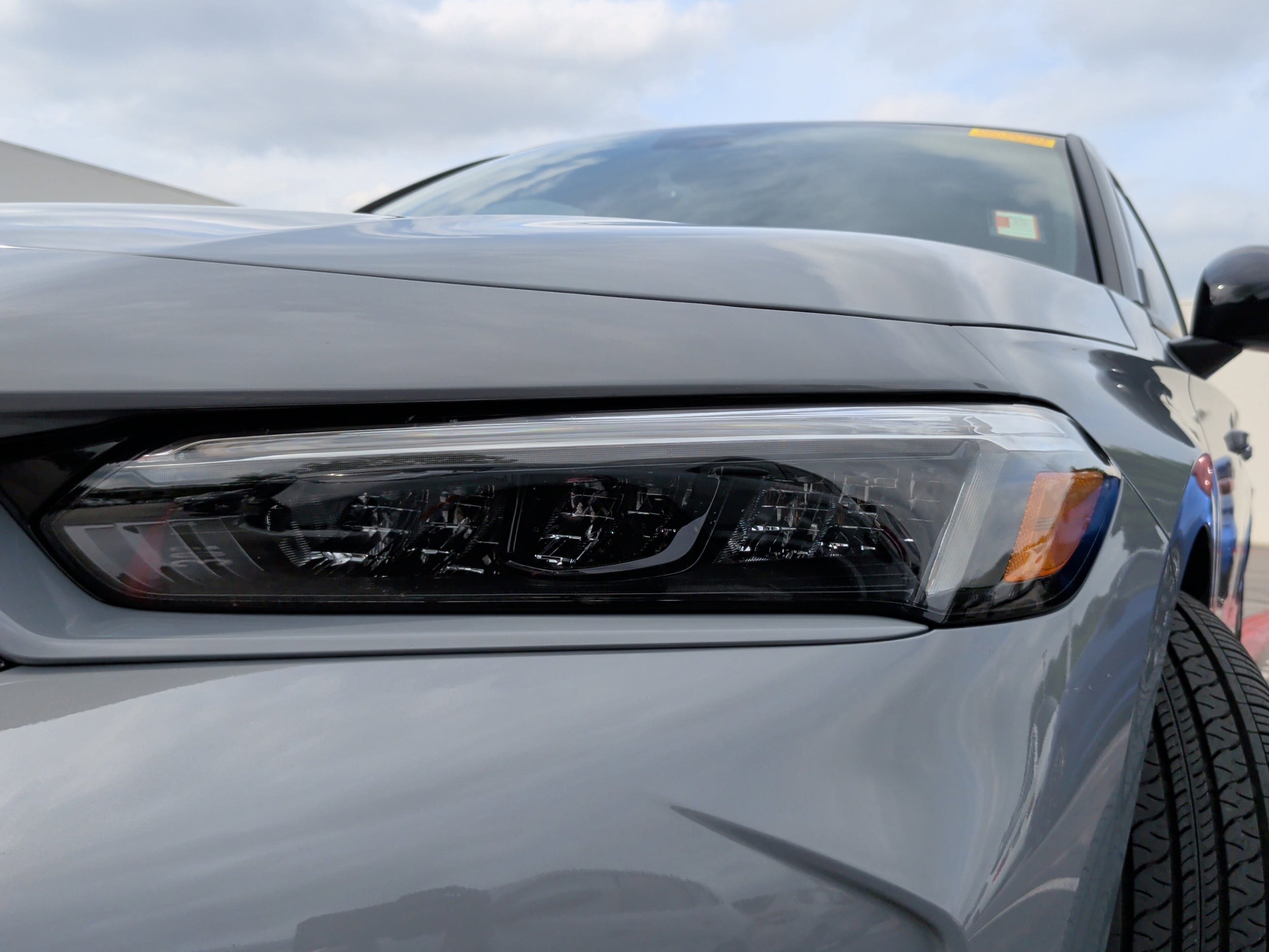 2025 Honda Civic Hybrid Sport Touring photo 2