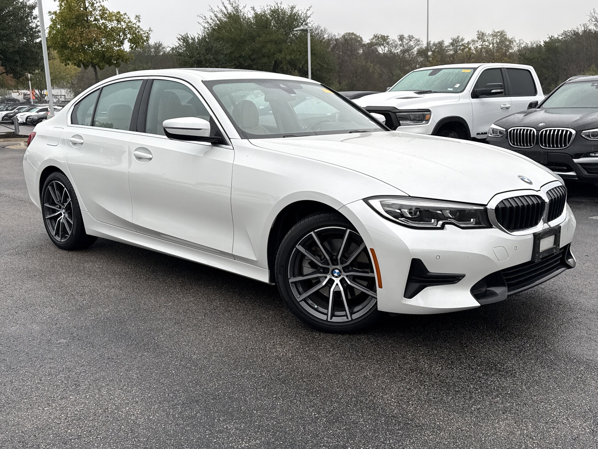 2019 Bmw 330i 3-Series photo 2