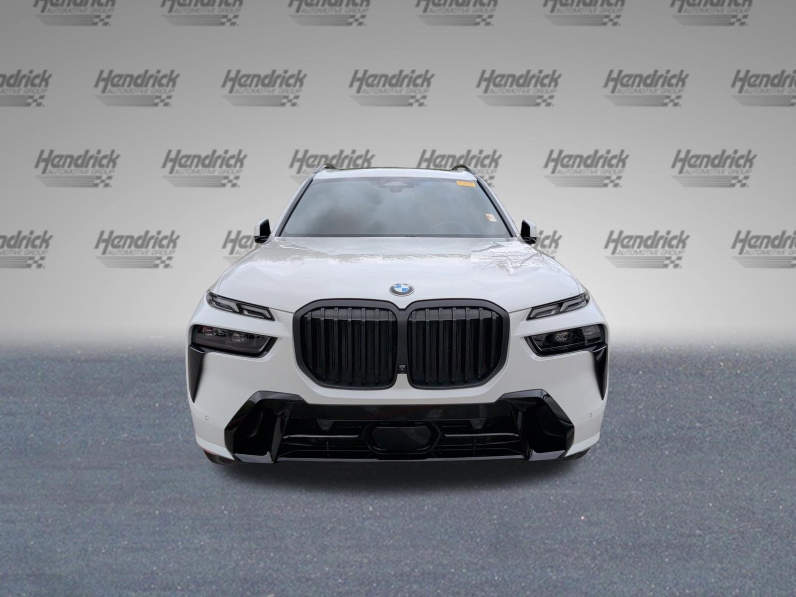 2024 BMW X7 xDrive40i photo 4