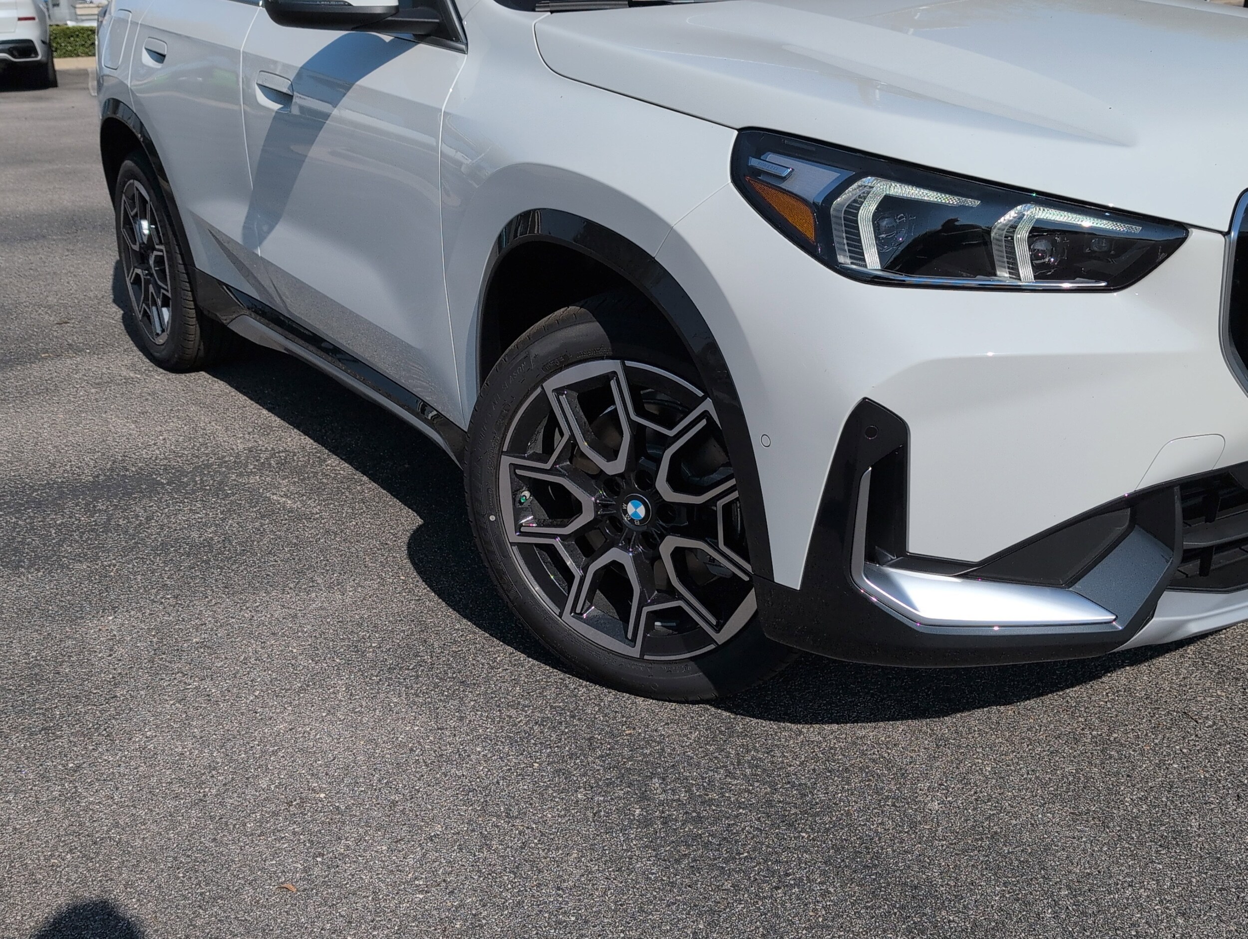2026 Bmw X1 XDrive28i photo 3