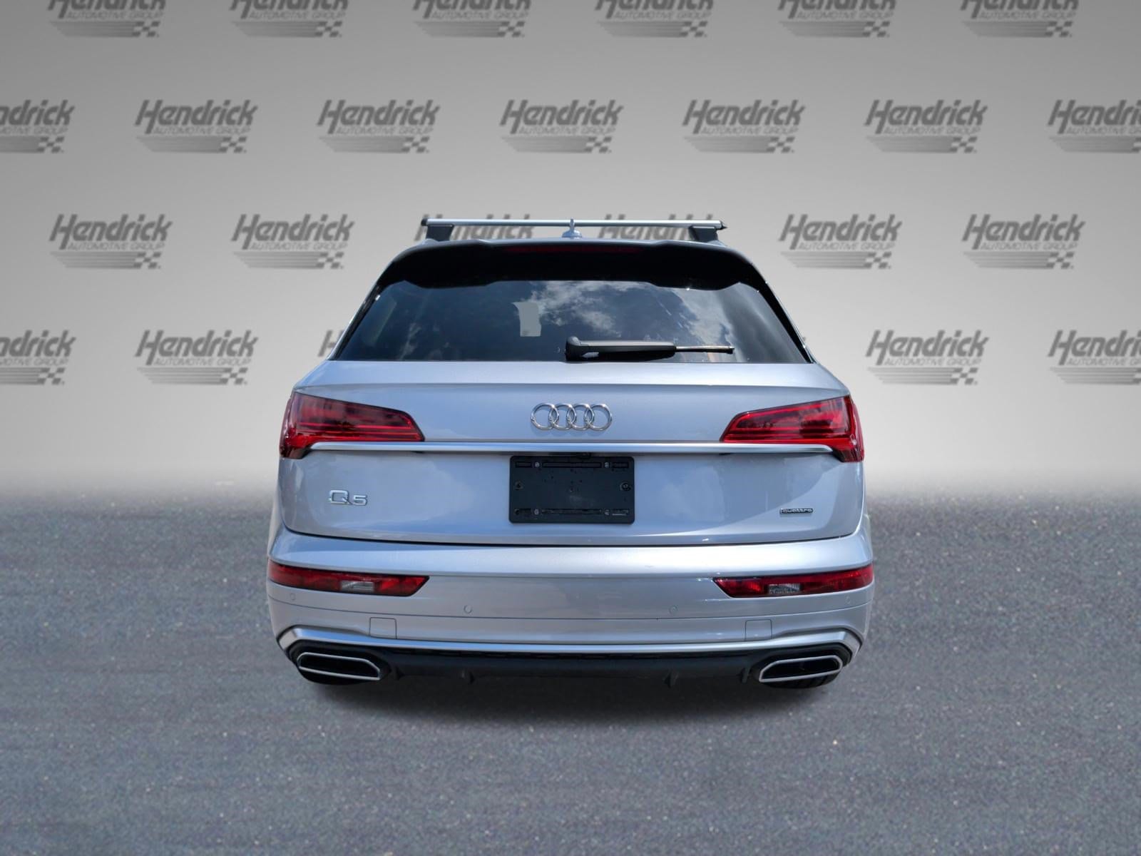 2023 Audi Q5 S line Premium Plus photo 3