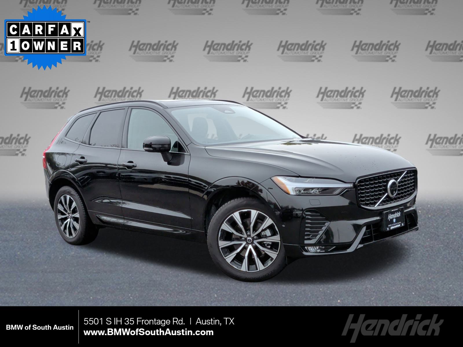 2025 Volvo XC60 Plus's photo