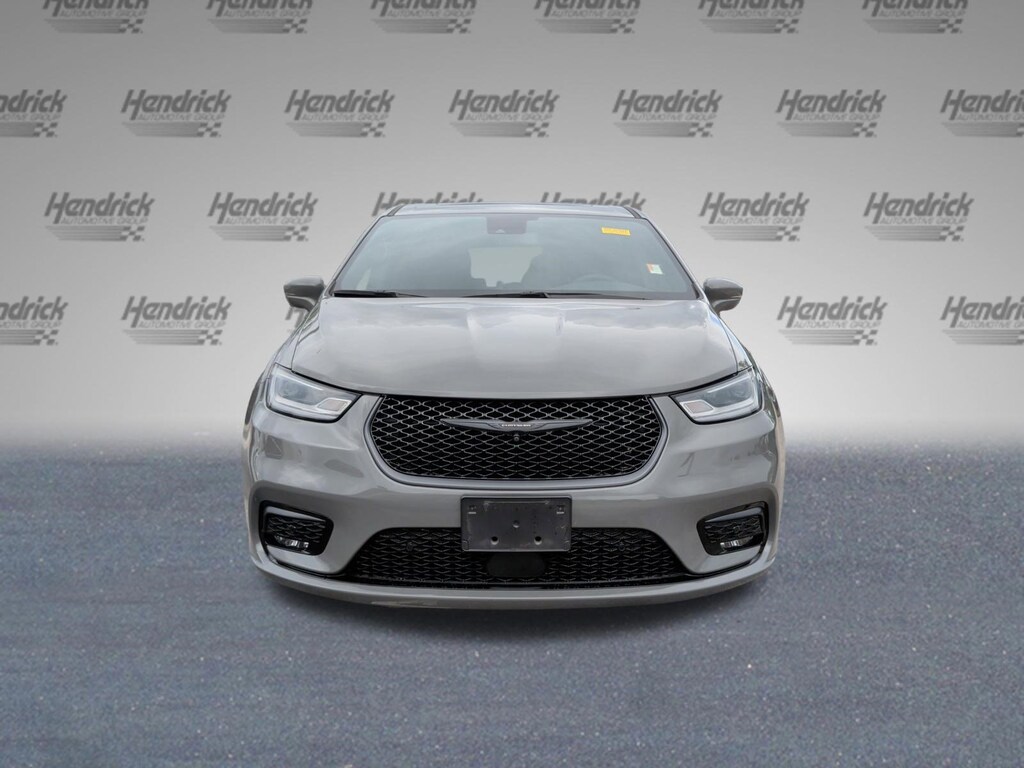 Used 2022 Chrysler Pacifica Hybrid Hybrid Limited Minivan