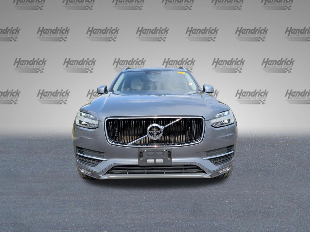 Used 2017 Volvo XC90 Momentum SUV