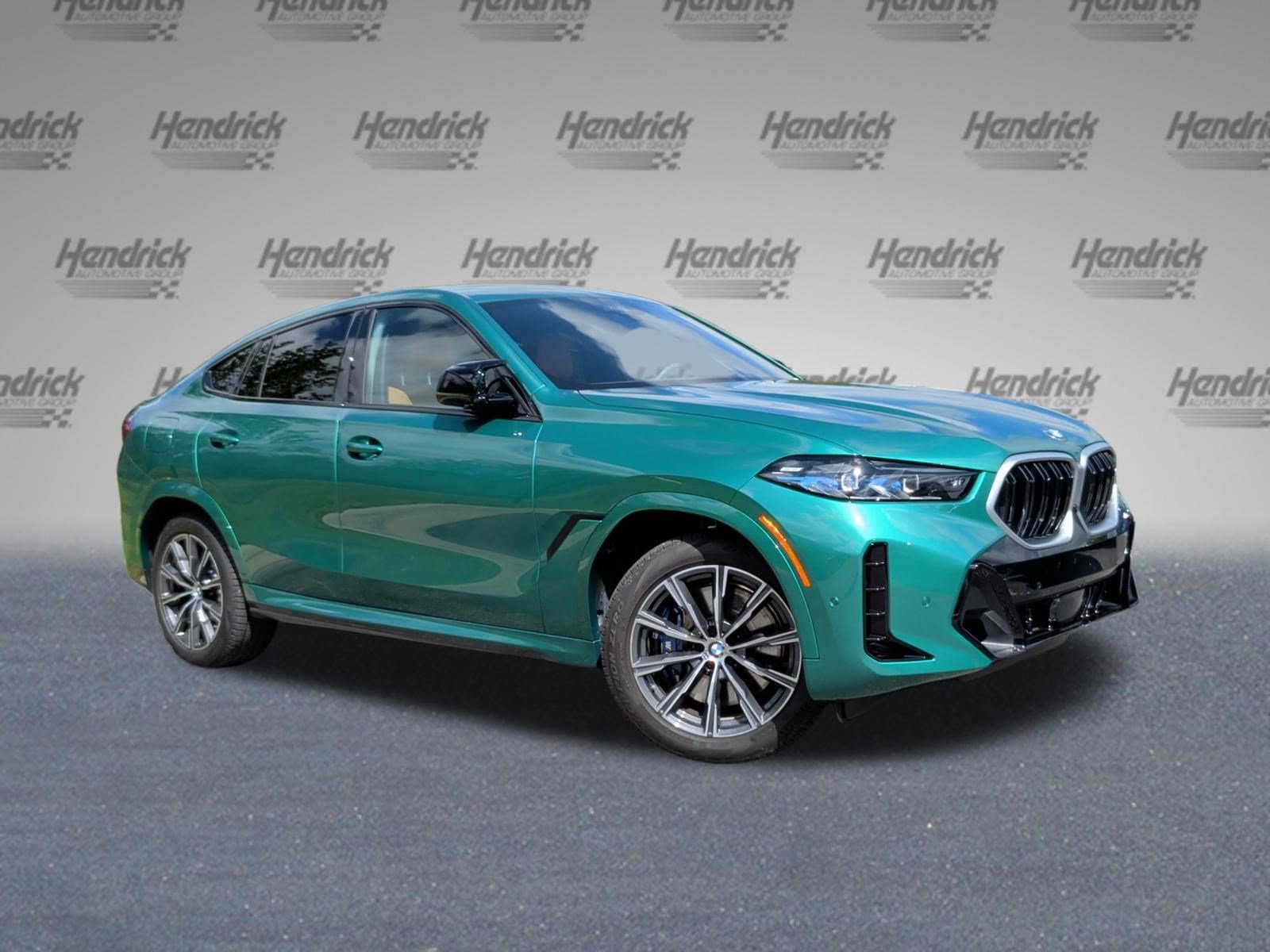 BMW X6 M60i