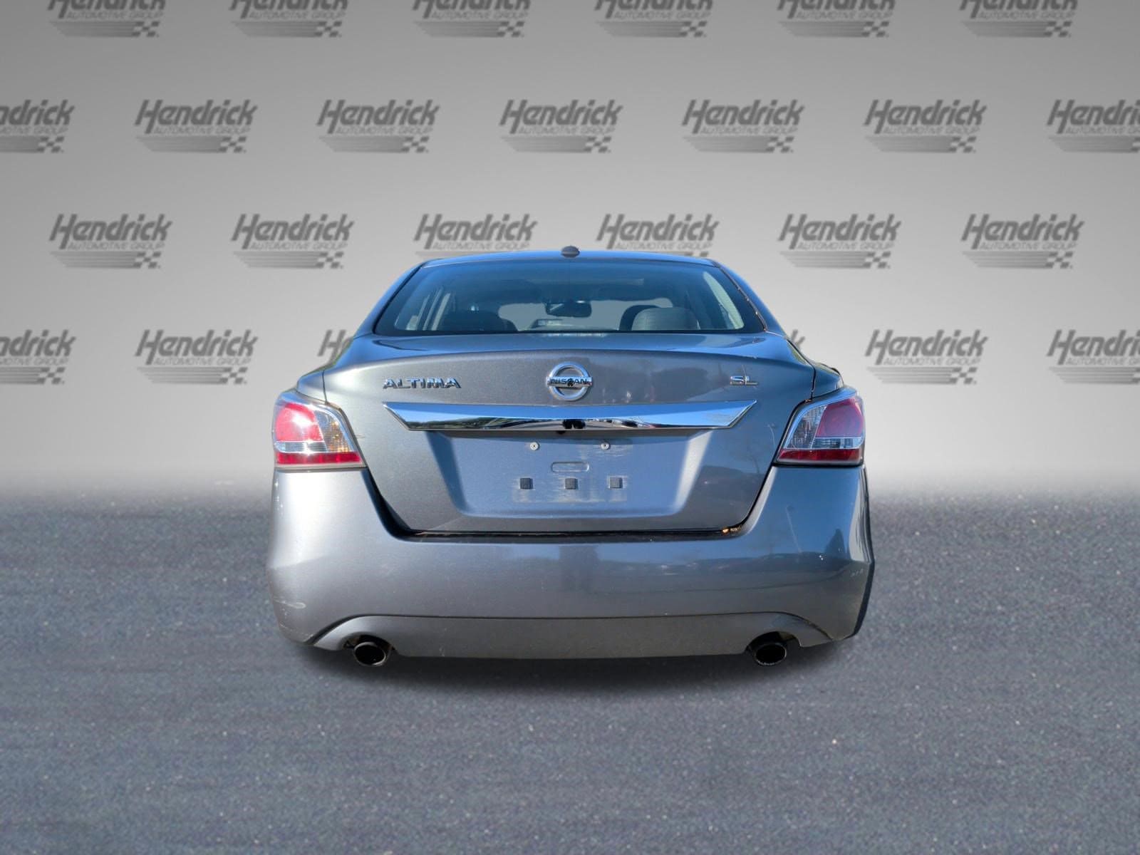 2015 Nissan Altima 2.5 SL photo 3