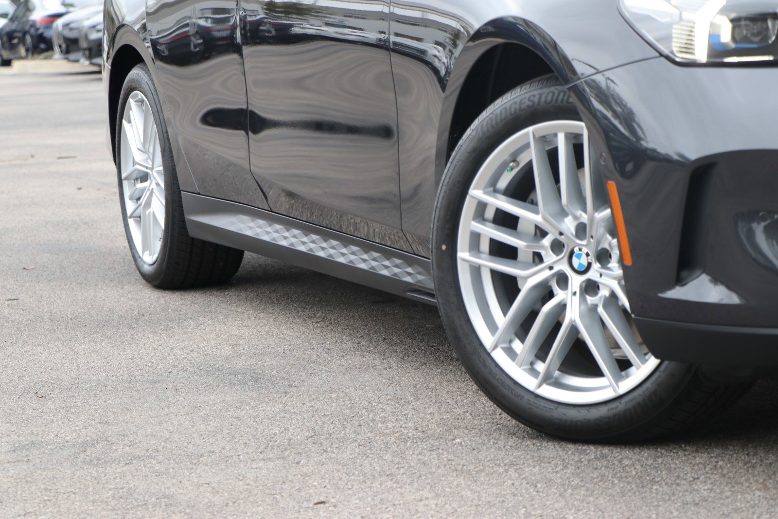 2025 Bmw 530i 5-Series photo 2