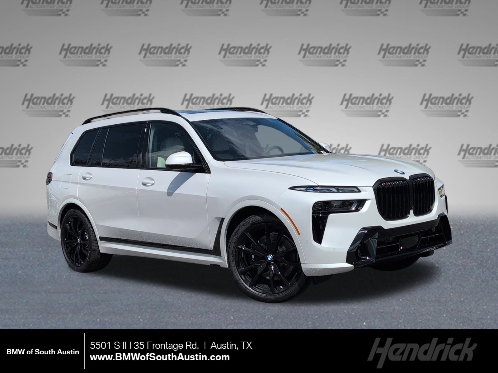 2026 BMW X7 40i's photo