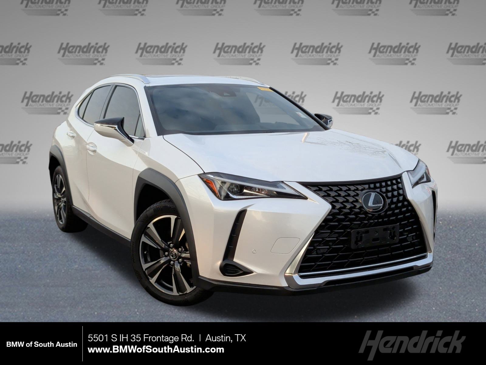 2019 Lexus UX 200's photo