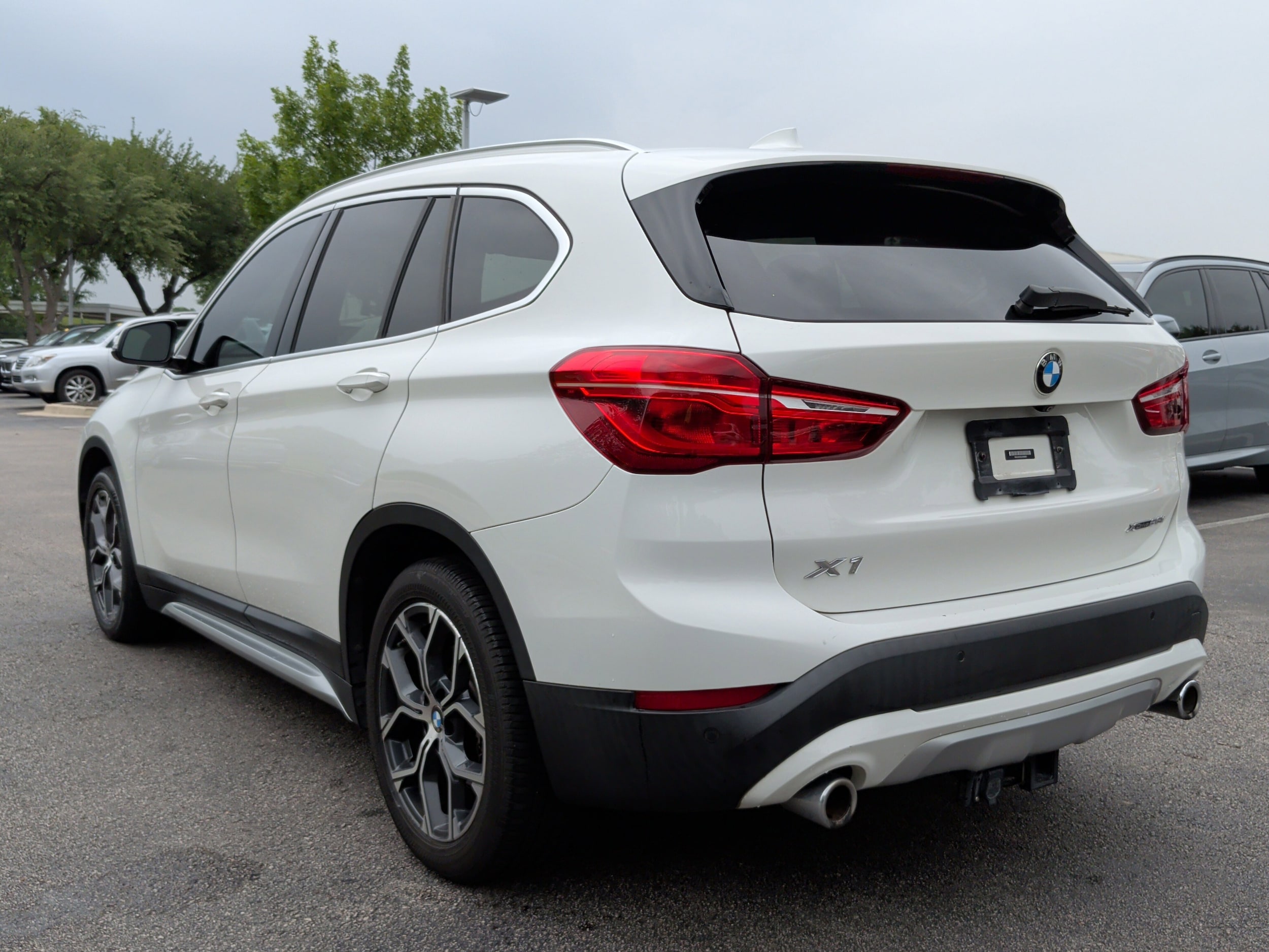 2020 BMW X1 xDrive28i photo 3