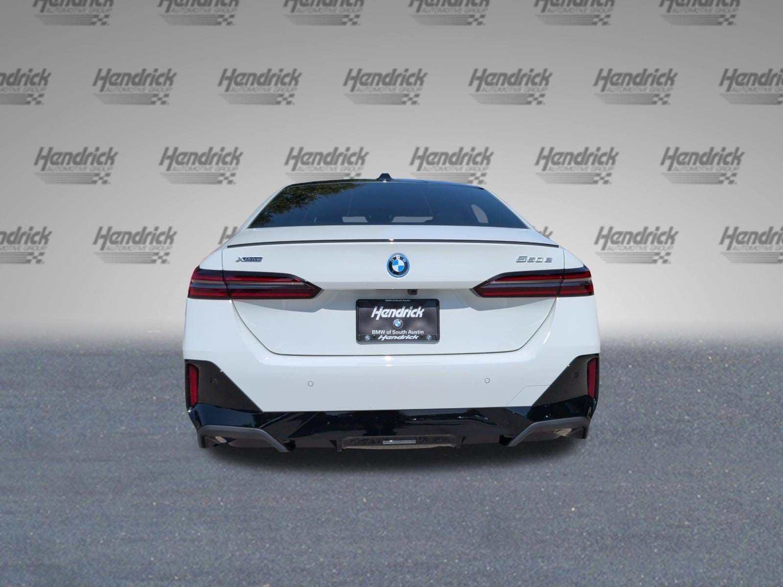 2027 BMW 5 Series 550e XDrive