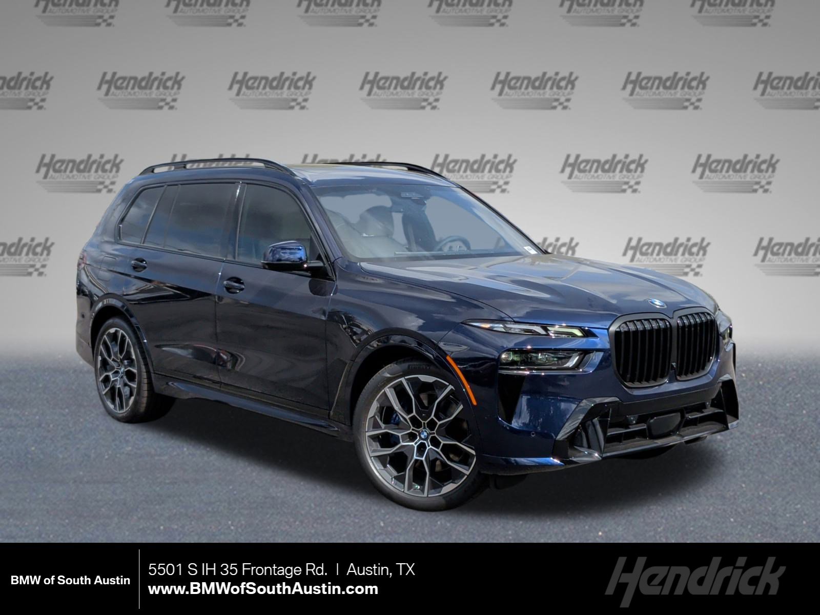2026 BMW X7 40i's photo