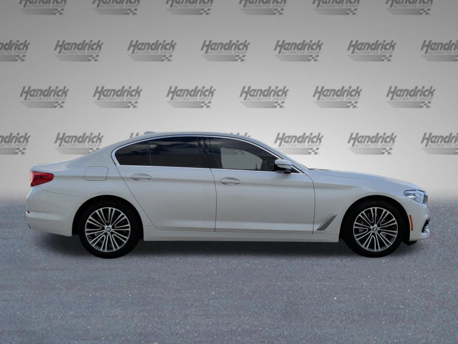 2019 BMW 540i 540i photo 5