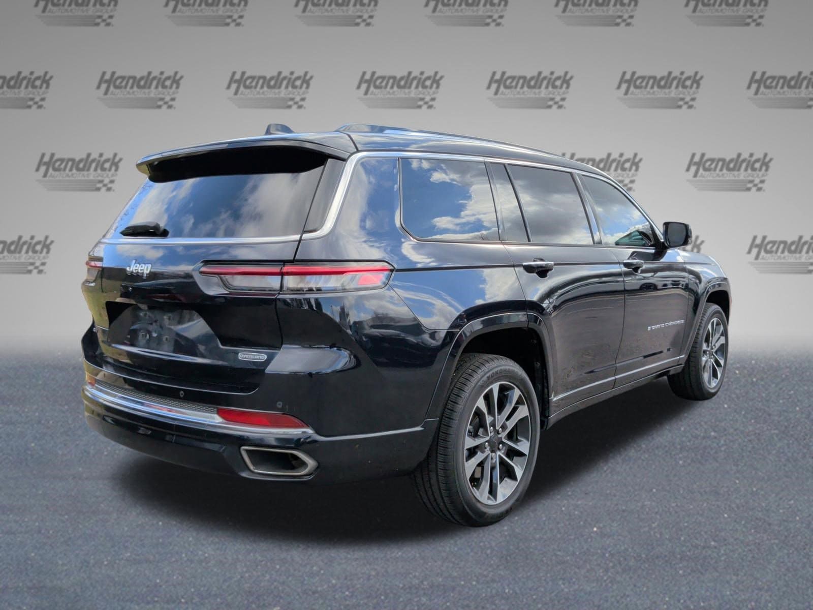 2023 Jeep Grand Cherokee Overland photo 6