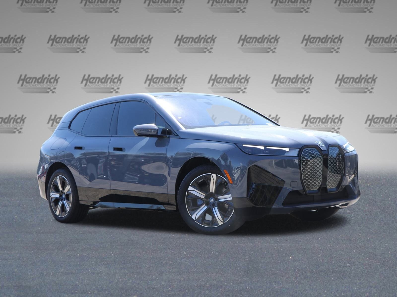 2025 Bmw iX photo 2