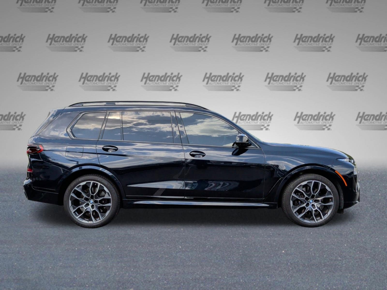 2024 BMW X7 M60i photo 5