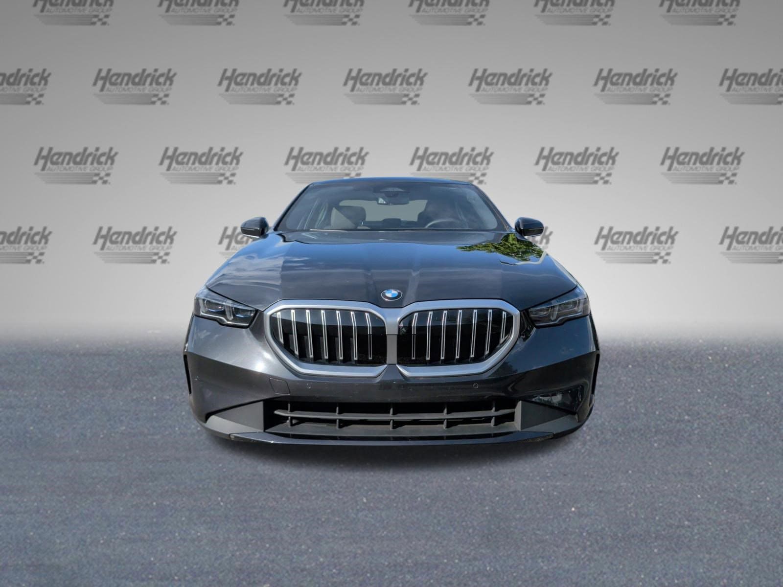 2026 BMW 530i 530i photo 4