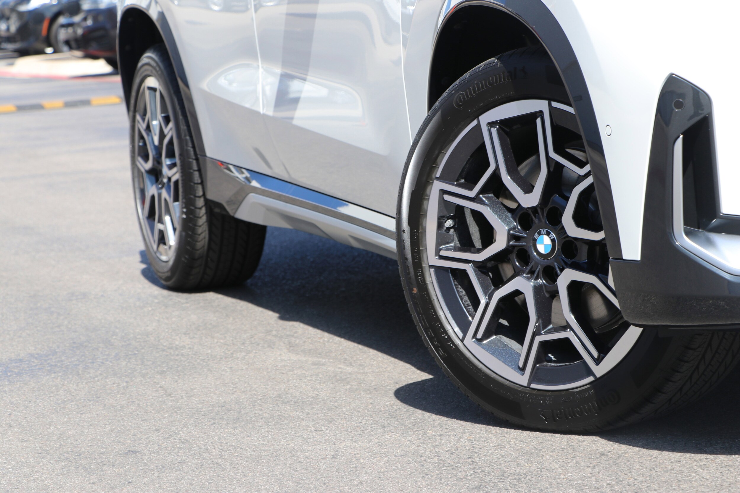 2026 Bmw X1 XDrive28i photo 3