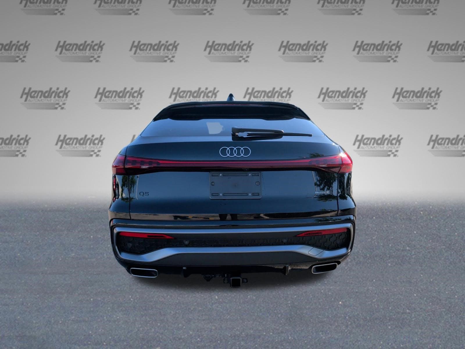 2025 Audi Q5 Sportback Premium Plus photo 3
