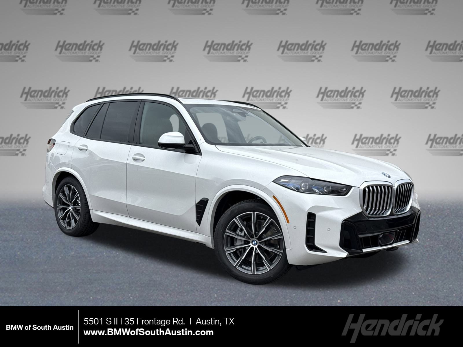 2026 BMW X5 50e's photo