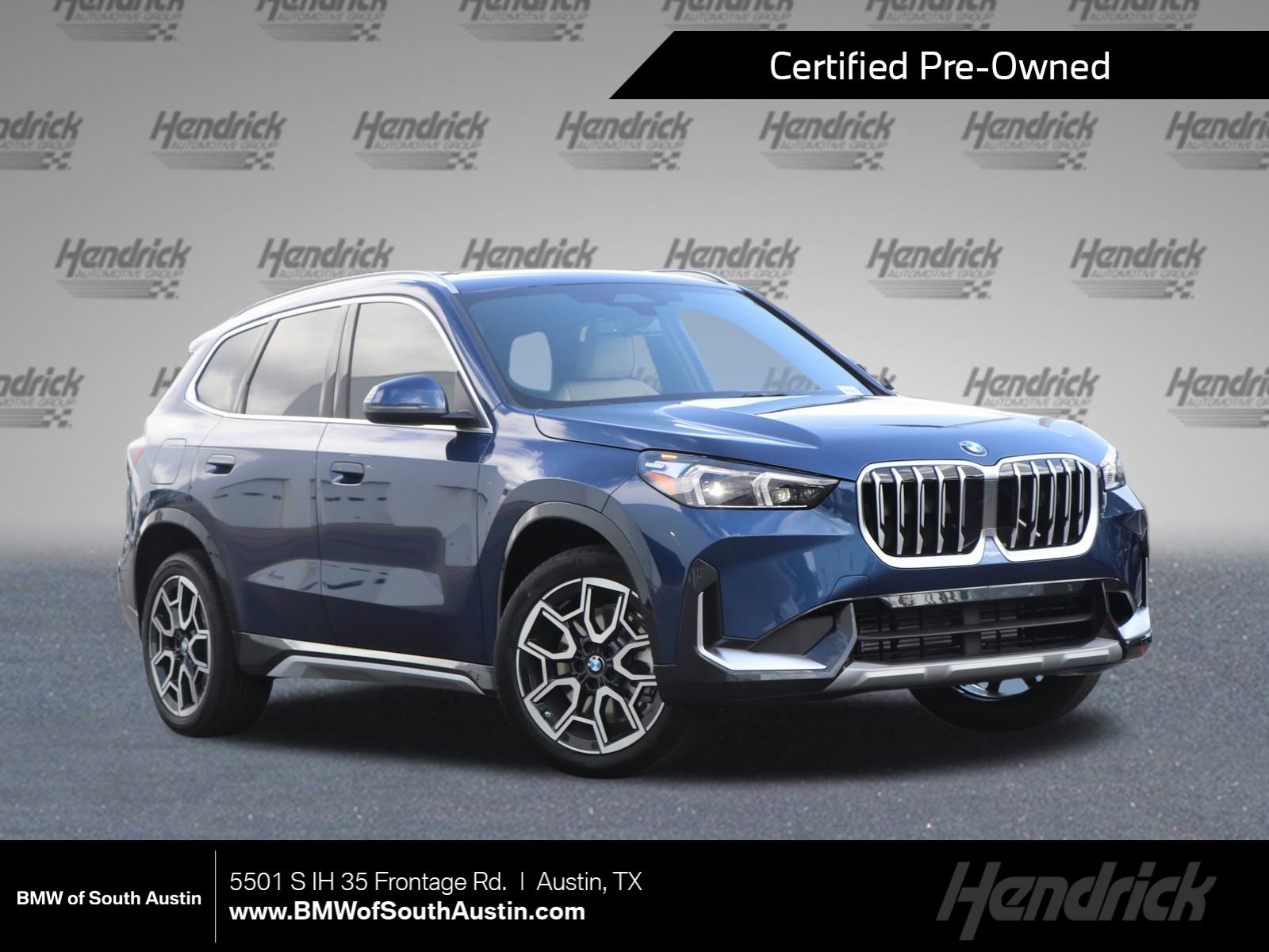 2025 BMW X1 28i's photo