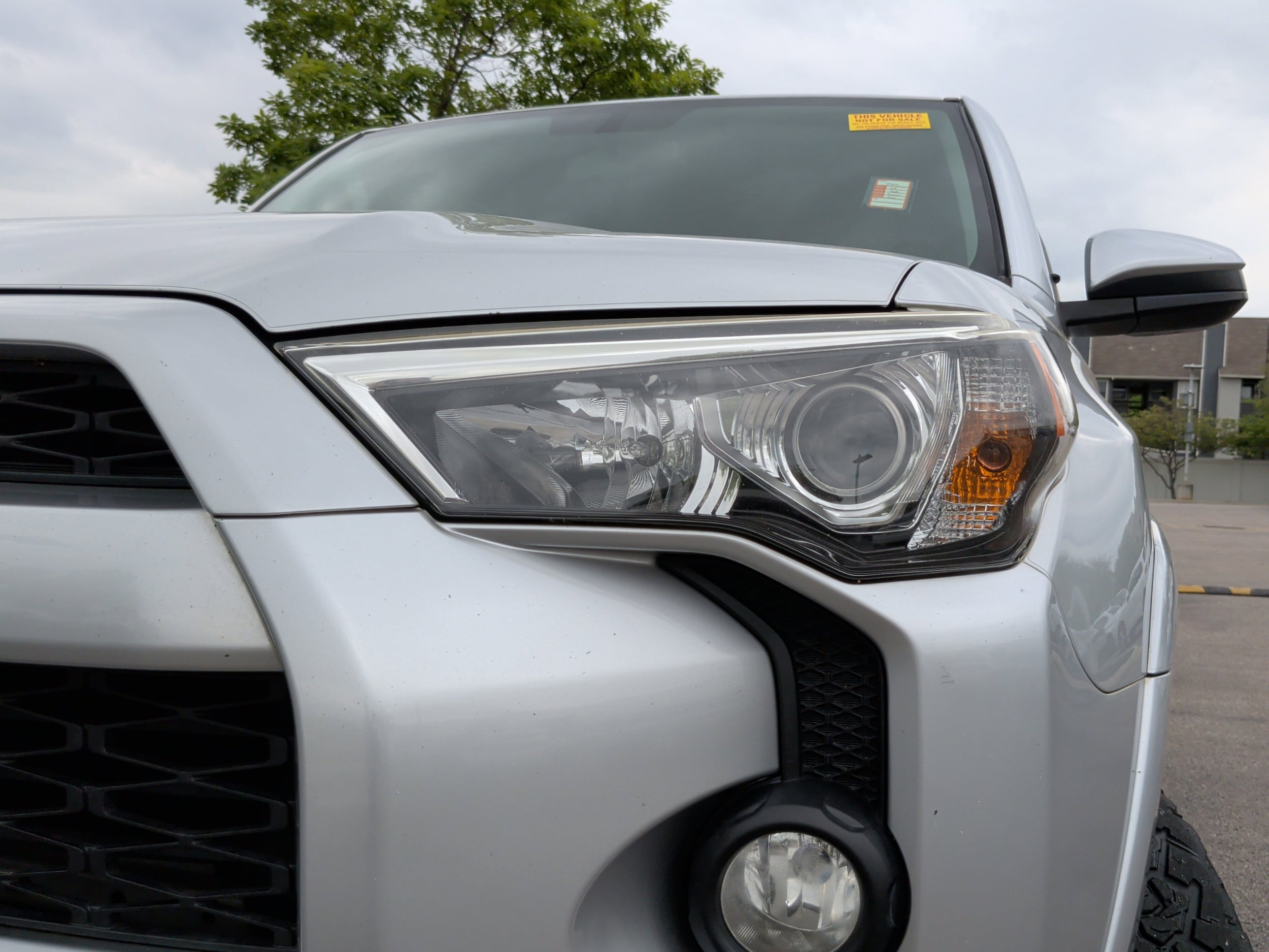 2016 Toyota 4Runner SR5 photo 2