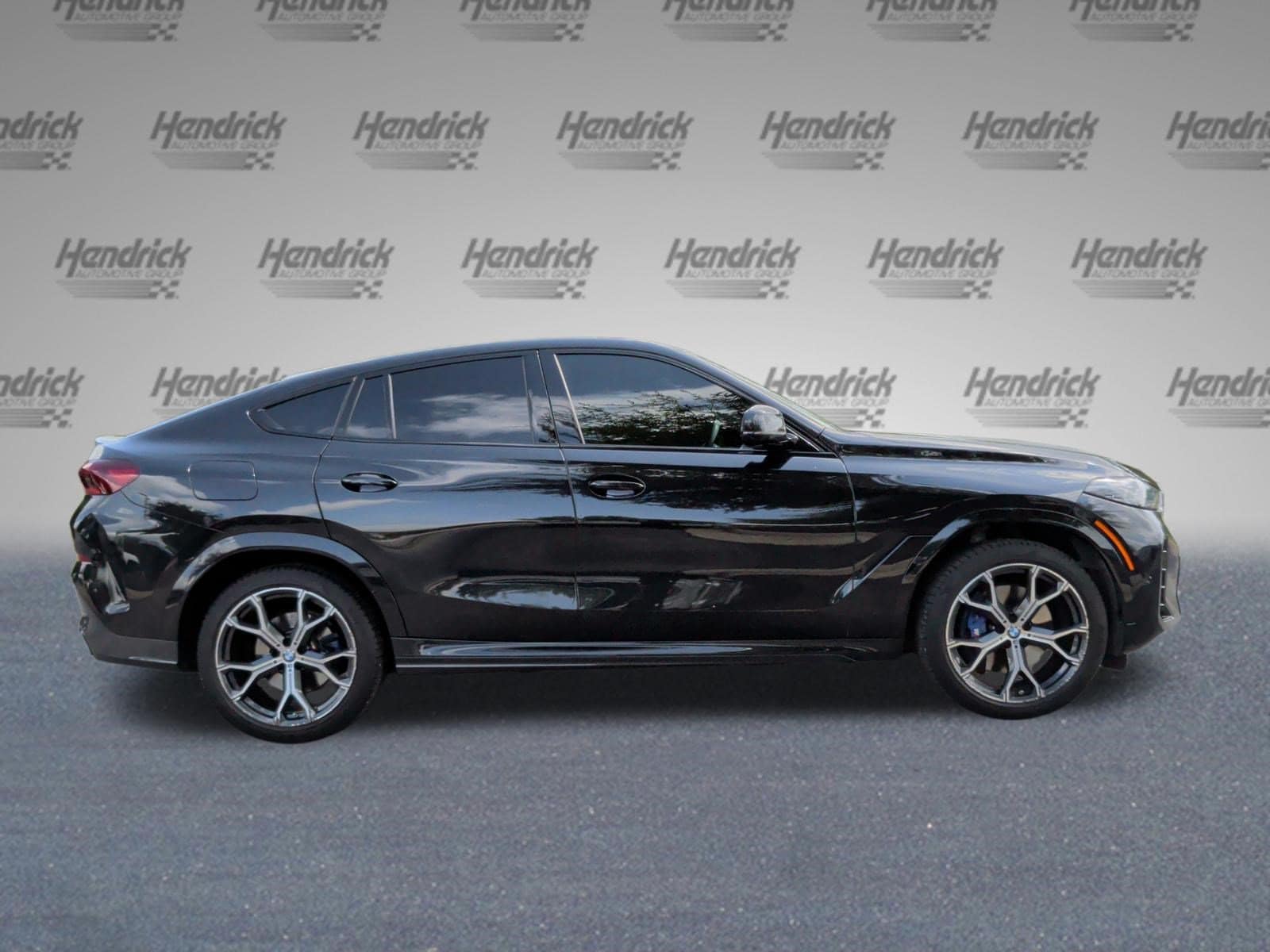 2024 BMW X6 XDrive40i