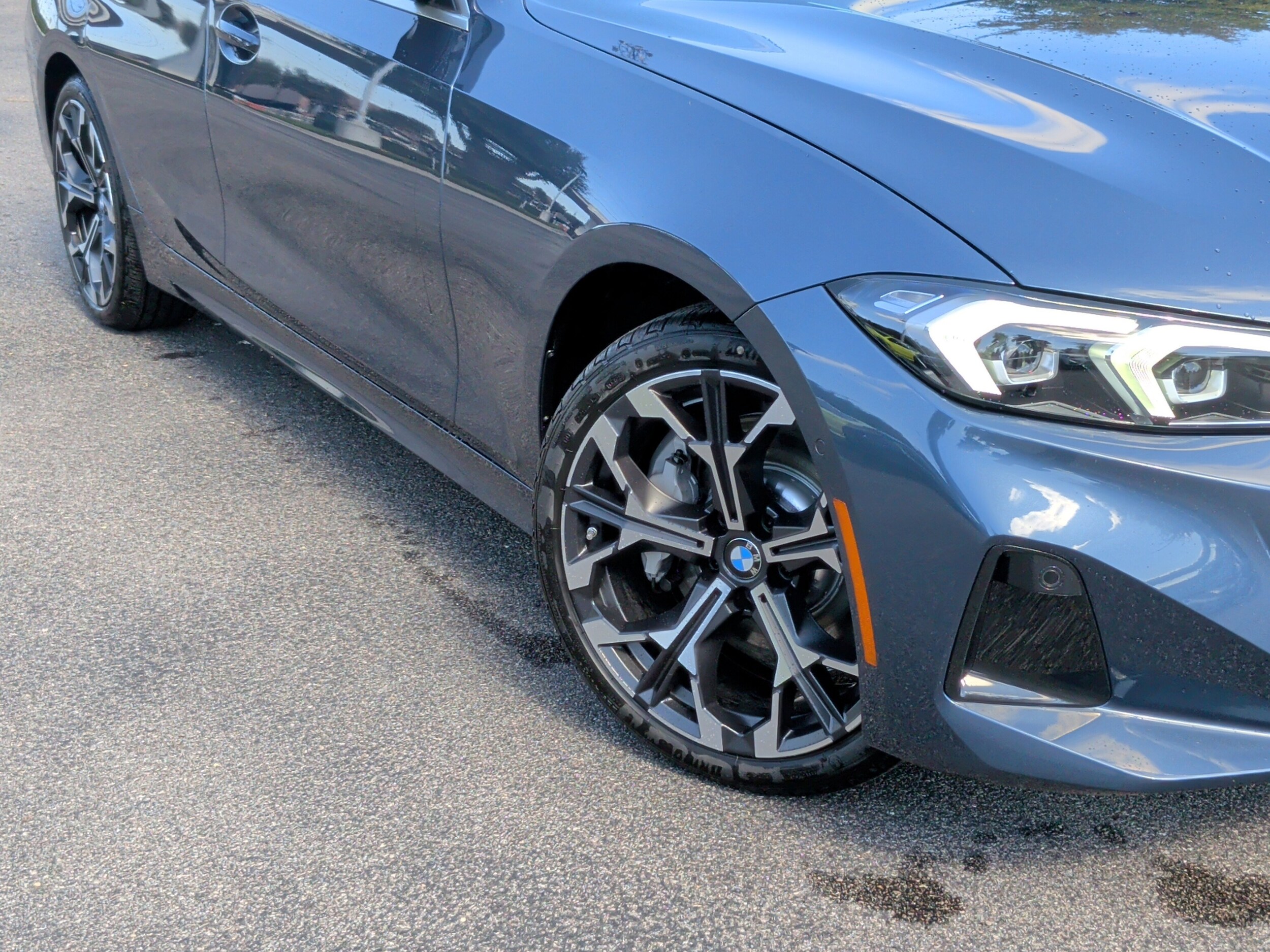 2026 Bmw 330i photo 3
