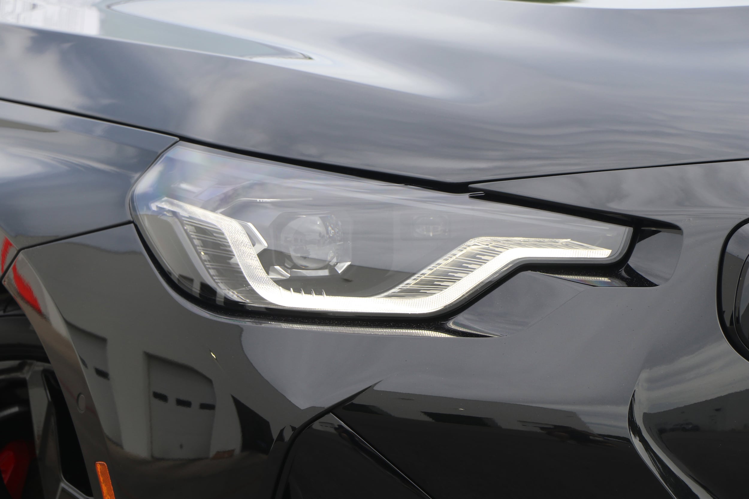 2025 BMW 230i 230i xDrive photo 4